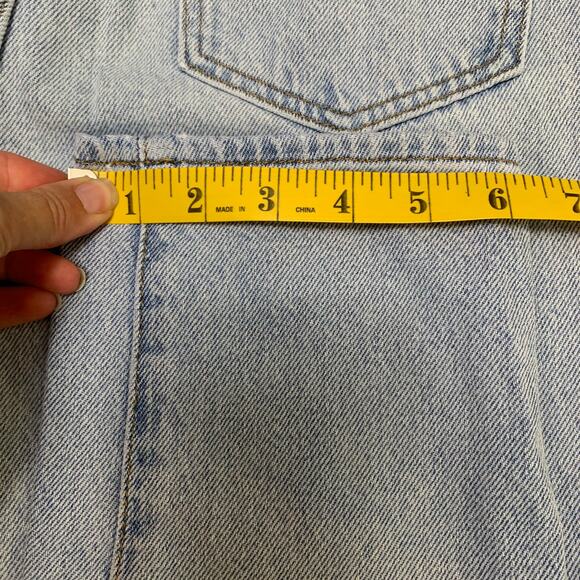 Pac Sun Size 26 Women's Mom Jeans High Waist Distressed Holes Light Wash - Picture 9 of 13